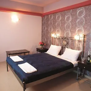 Niriides Hotel